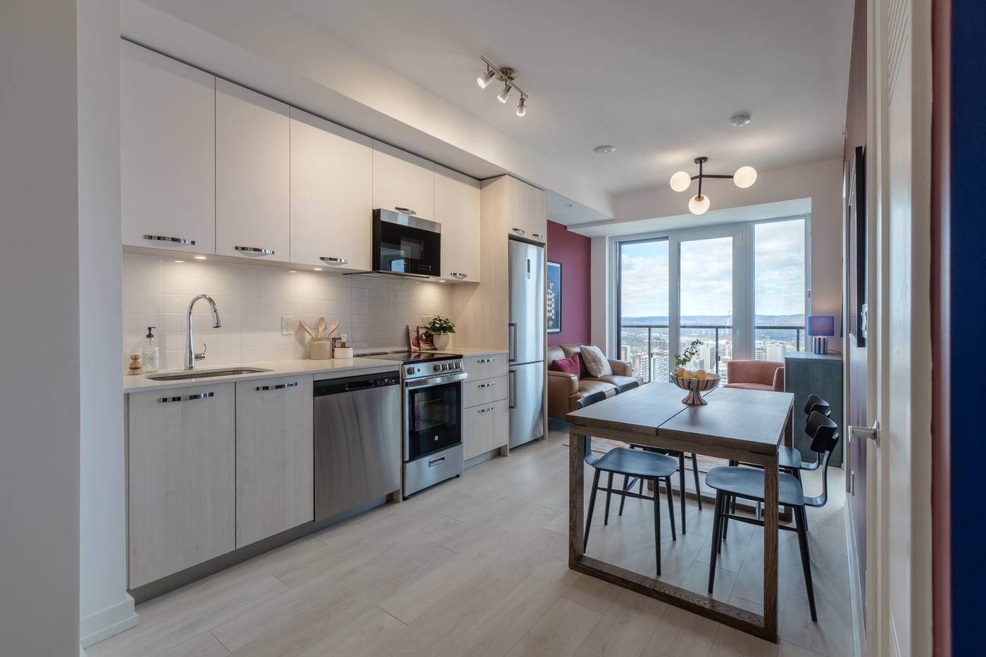 Brand New 27th-Floor 2-Bed Apartment with City Views for Rent
